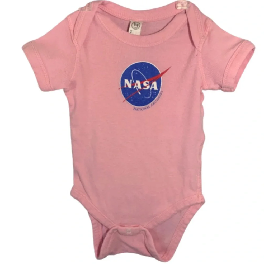 Vintage-Style NASA National Archives Infant Onesie – Size 6M